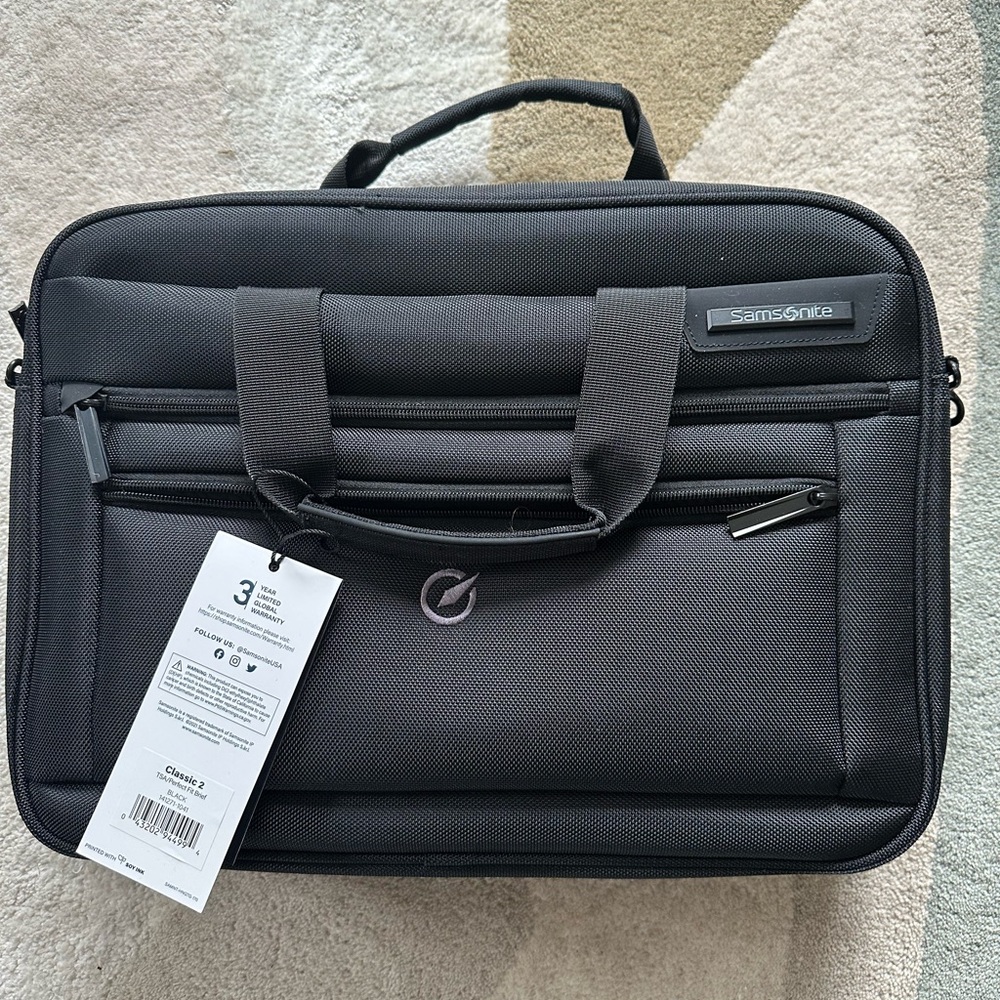 NWT - Samsonite laptop bag